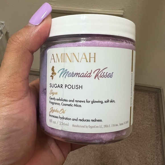 Aminnah Mermaid Kisses Sugar Polish retails $32.00 USD a container - Picture 3 of 13